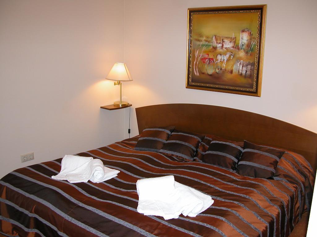 Apartman Golf Lux Bük Δωμάτιο φωτογραφία