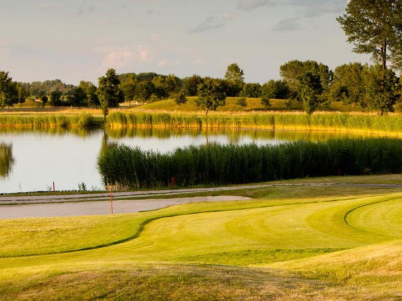 Apartman Golf Lux Bük Εξωτερικό φωτογραφία